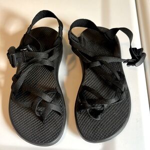 Chaco Z/2 Classic Woman’s Black Sandals